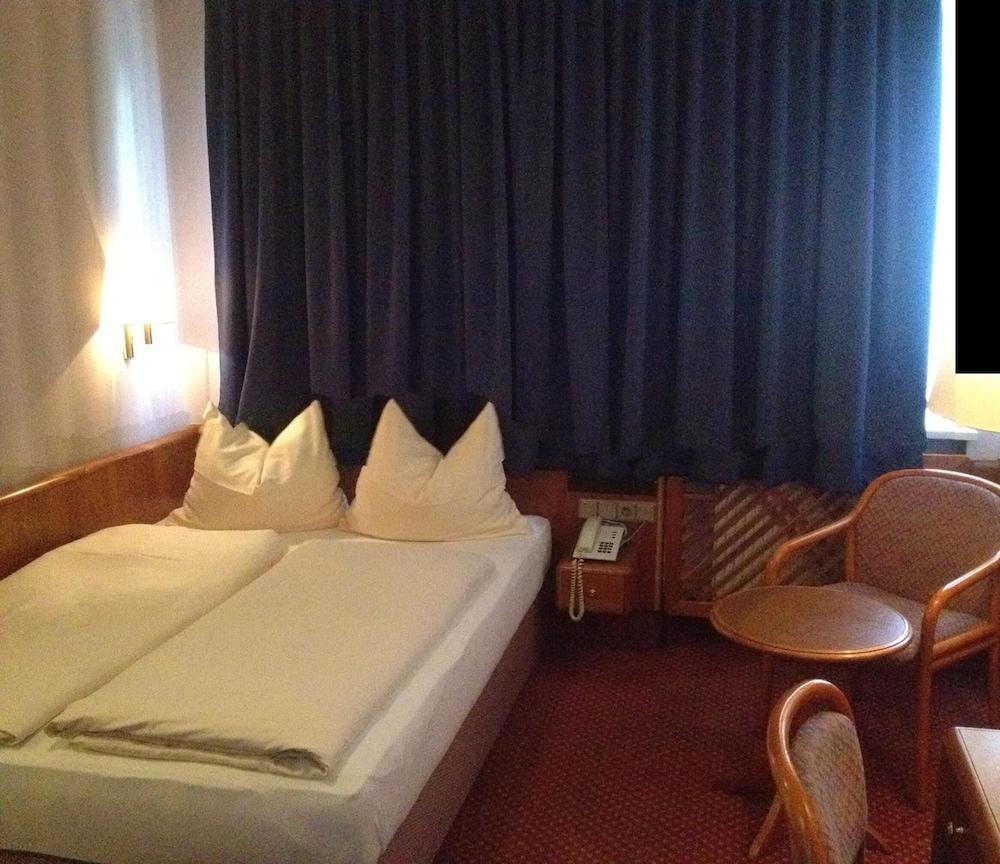 Hotel Carmen München