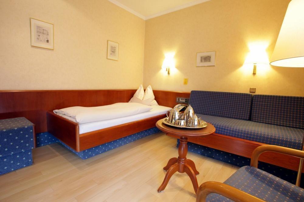 Carmen Hotel München
